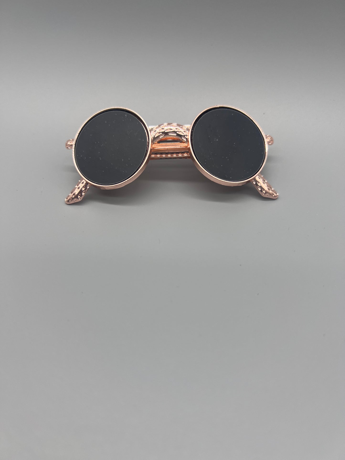 Sunglasses  Hair clip